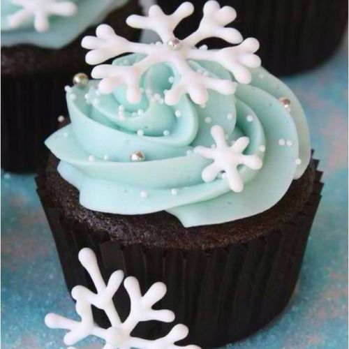 snowflake cupcake